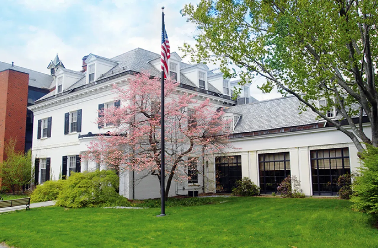 Photo of Alumnae House